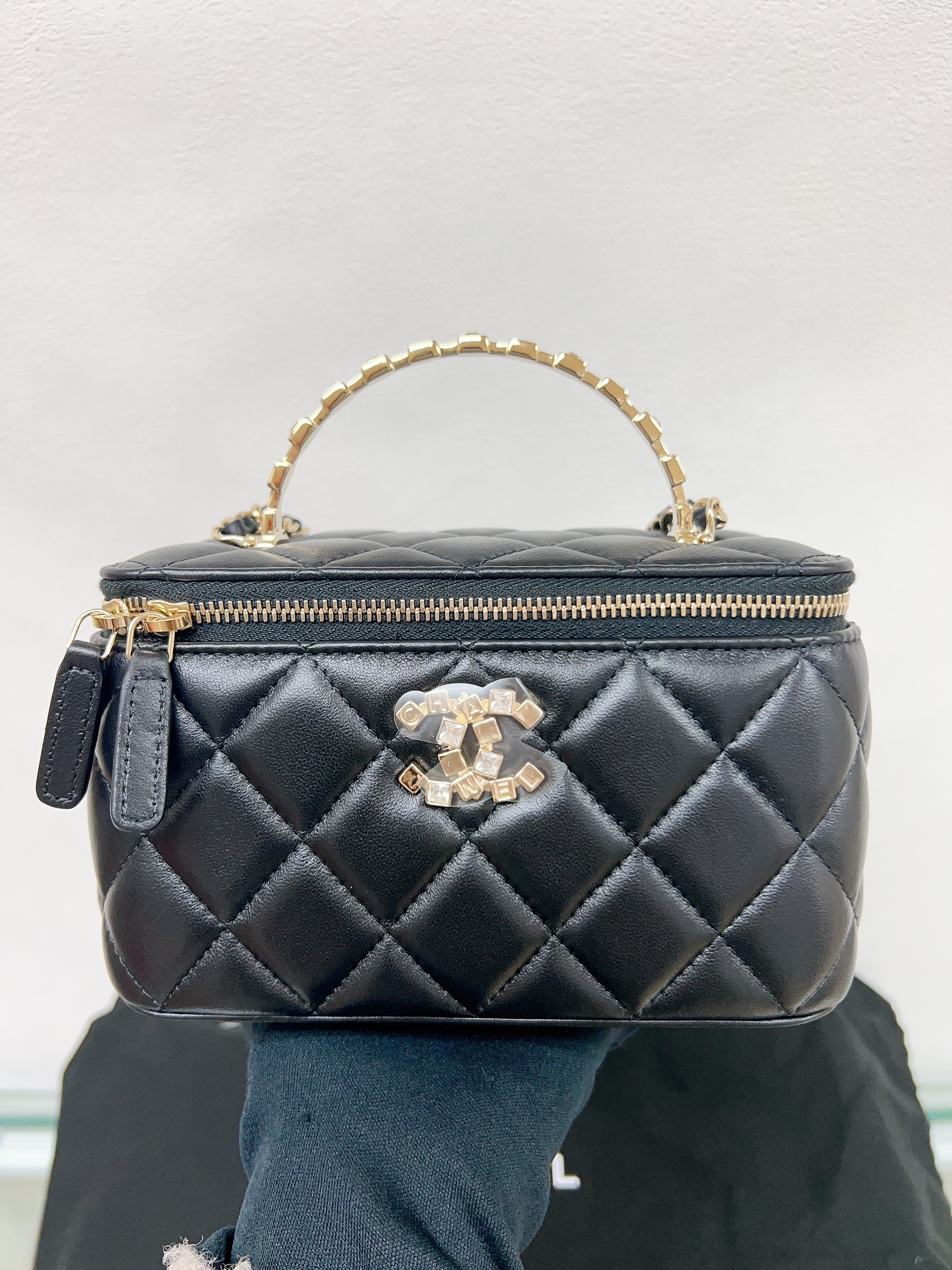 *Unused* Chanel vanity with handle 24P 水鑽手柄