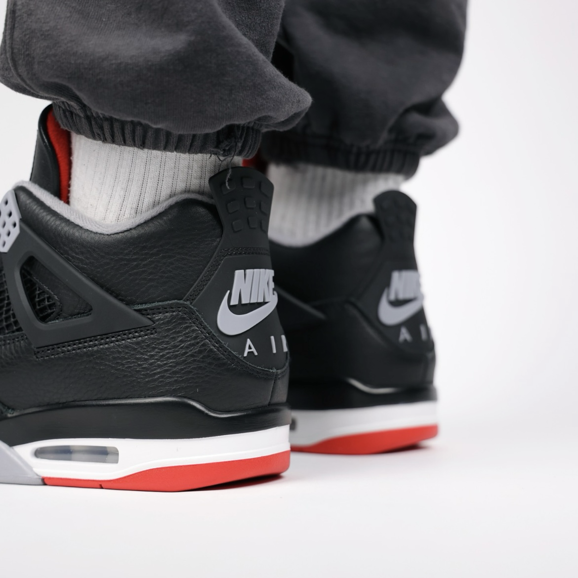 Nike Jordan 4 Retro Bred Reimagined 黑公牛 黑紅 喬登4代