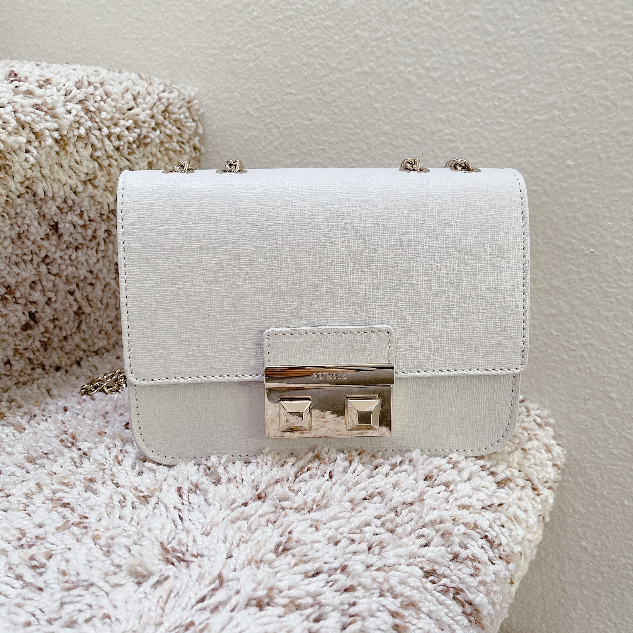 ［美國現貨］Furla Mini Bella Crossbody (Petalo)