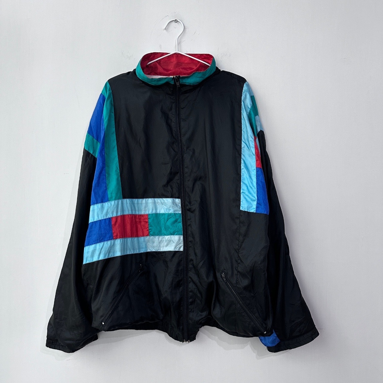 Vintage 黑撞紅藍綠色運動防風外套