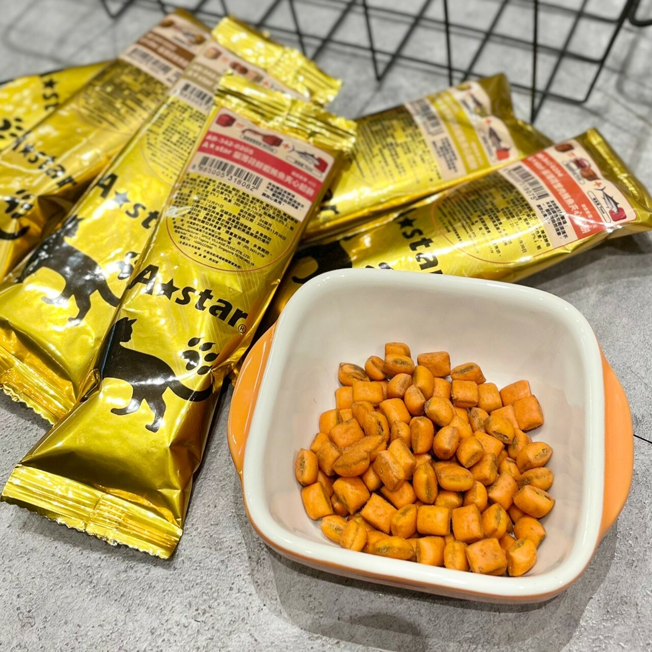 A STAR｜貓零食 貓薄荷夾心餡餅