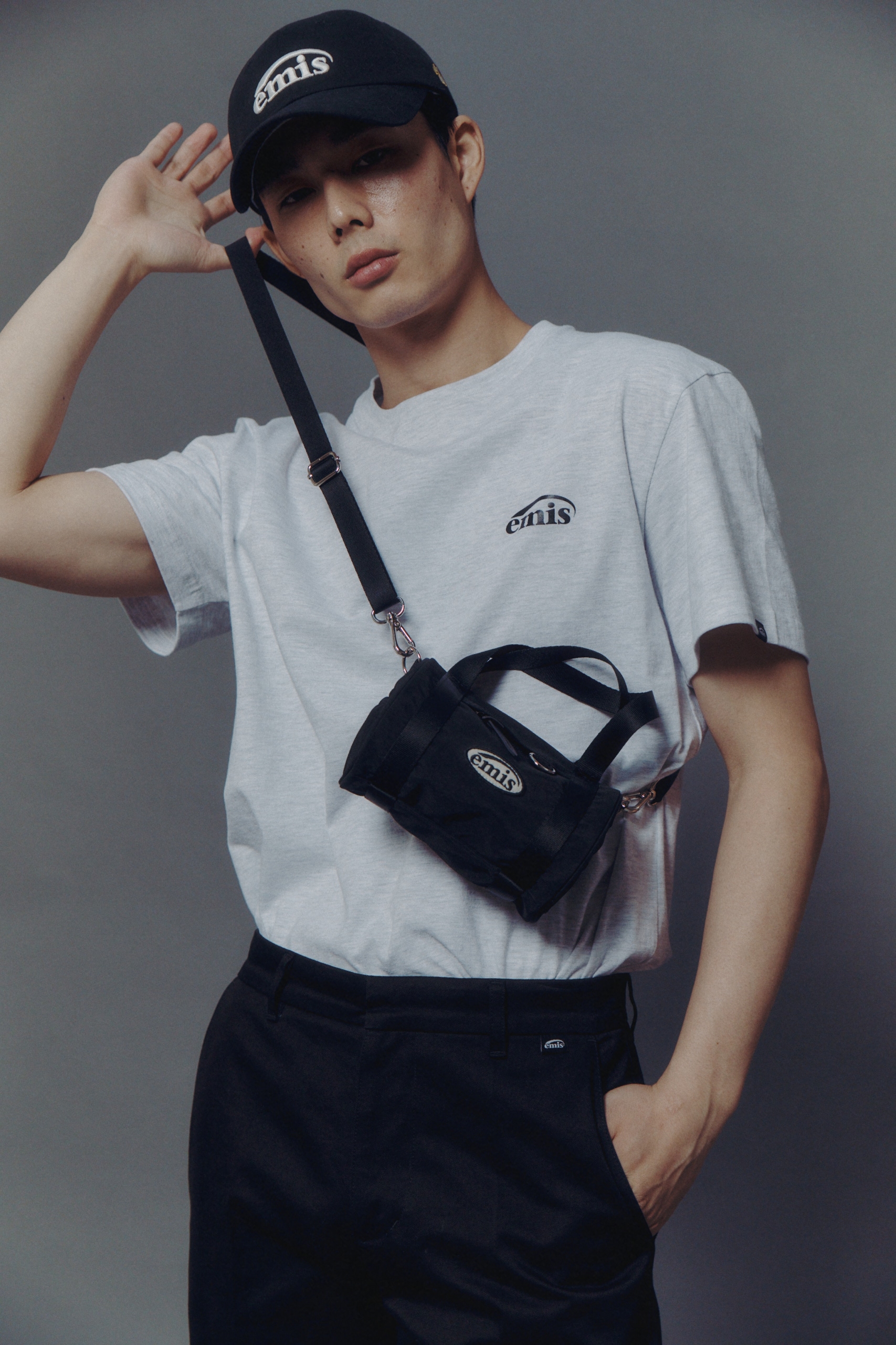 EMIS MINI CROSSED BODY CIRCULAR BAG