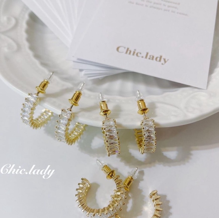 Earrings | 法式方排鑽