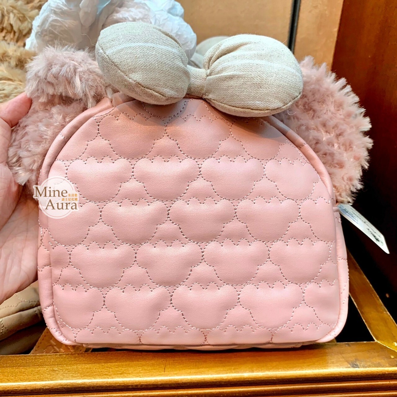 (現貨) 雪莉玫 ShellieMay 蝴蝶結 絨毛立體耳朵 造型菱格紋 皮質 斜背包 -香港迪士尼樂園