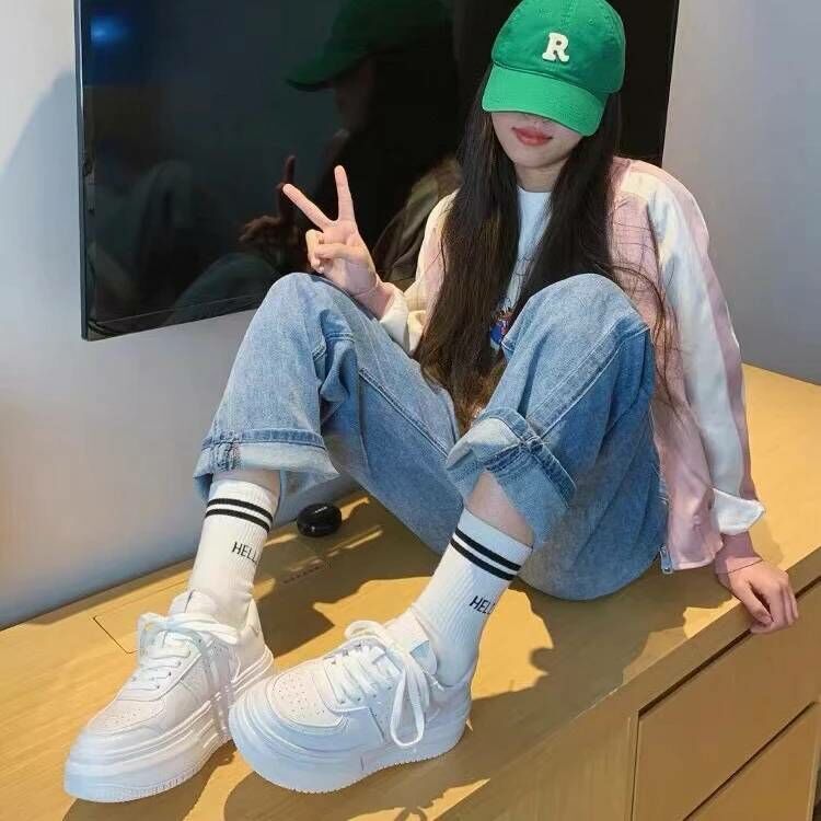 輕盈牛皮厚底小白鞋