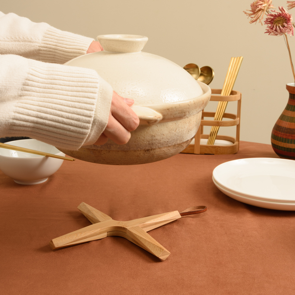 RHOMBUS 防滑收摺隔熱墊，隔絕熱食與桌面