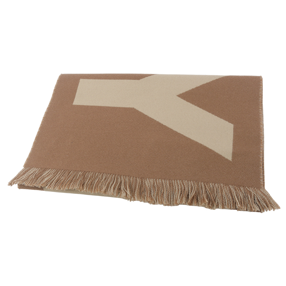 【BURBERRY】Logo 徽標羊毛圍巾(樺木棕/奶茶色) 8057148 A8773