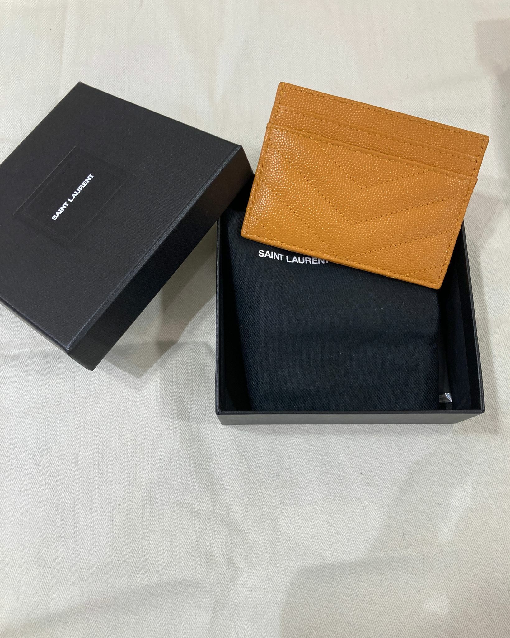 YSL 金棕色Card Holder