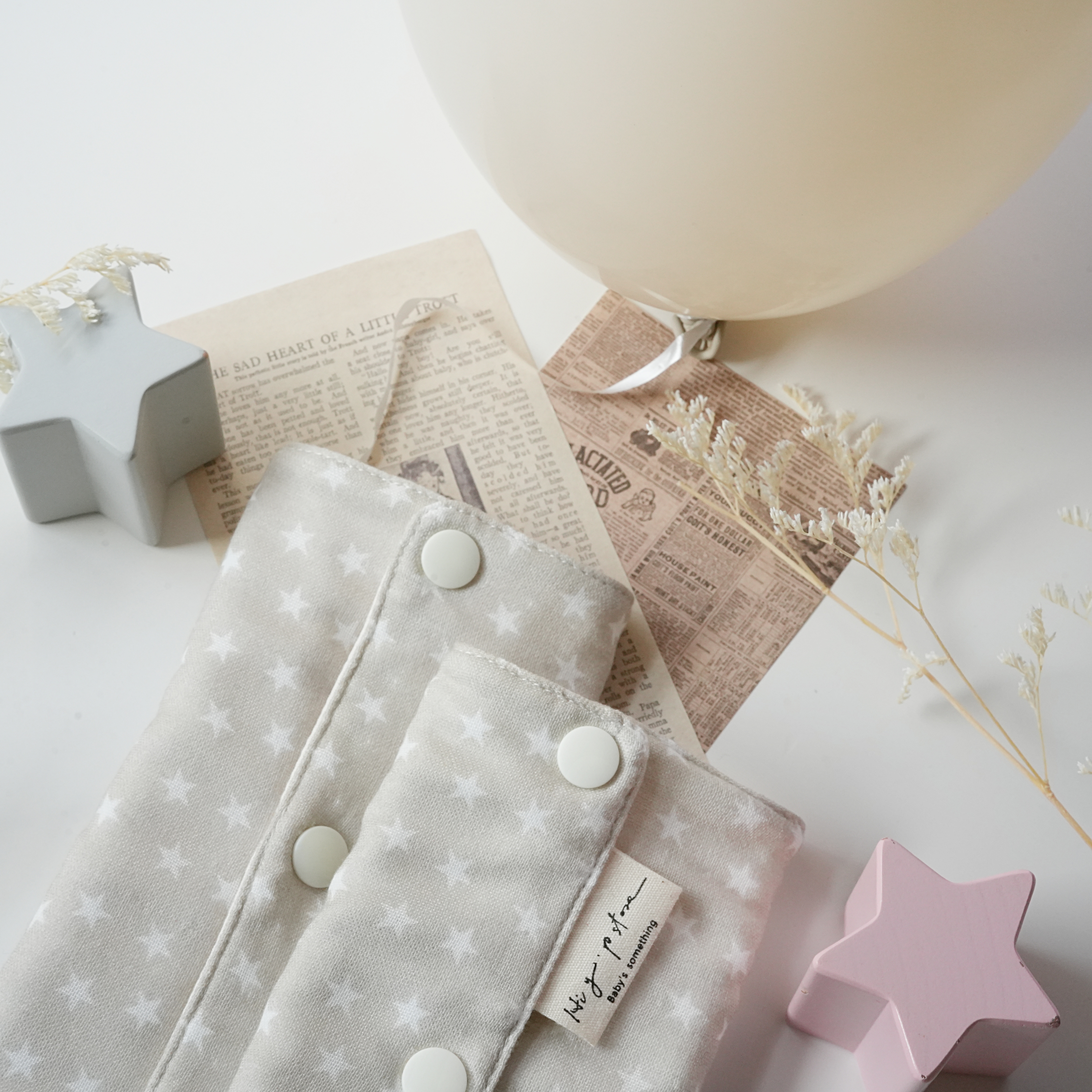 Hi Y.P store-揹巾口水套-米白星星