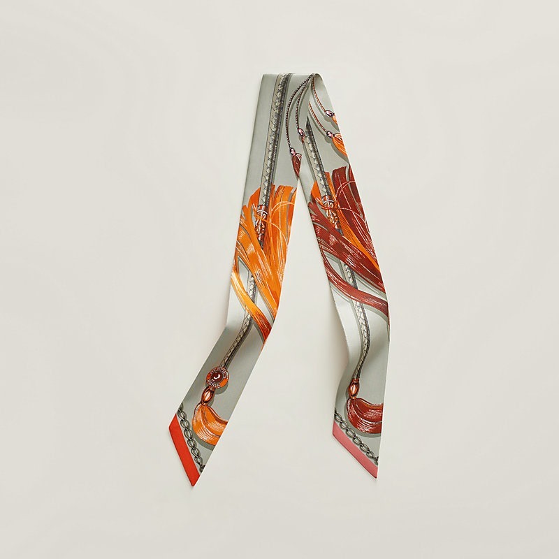 【国内発送】Twilly Cavalcades 全新】HERMES CAVALCADES 絲巾E11257
