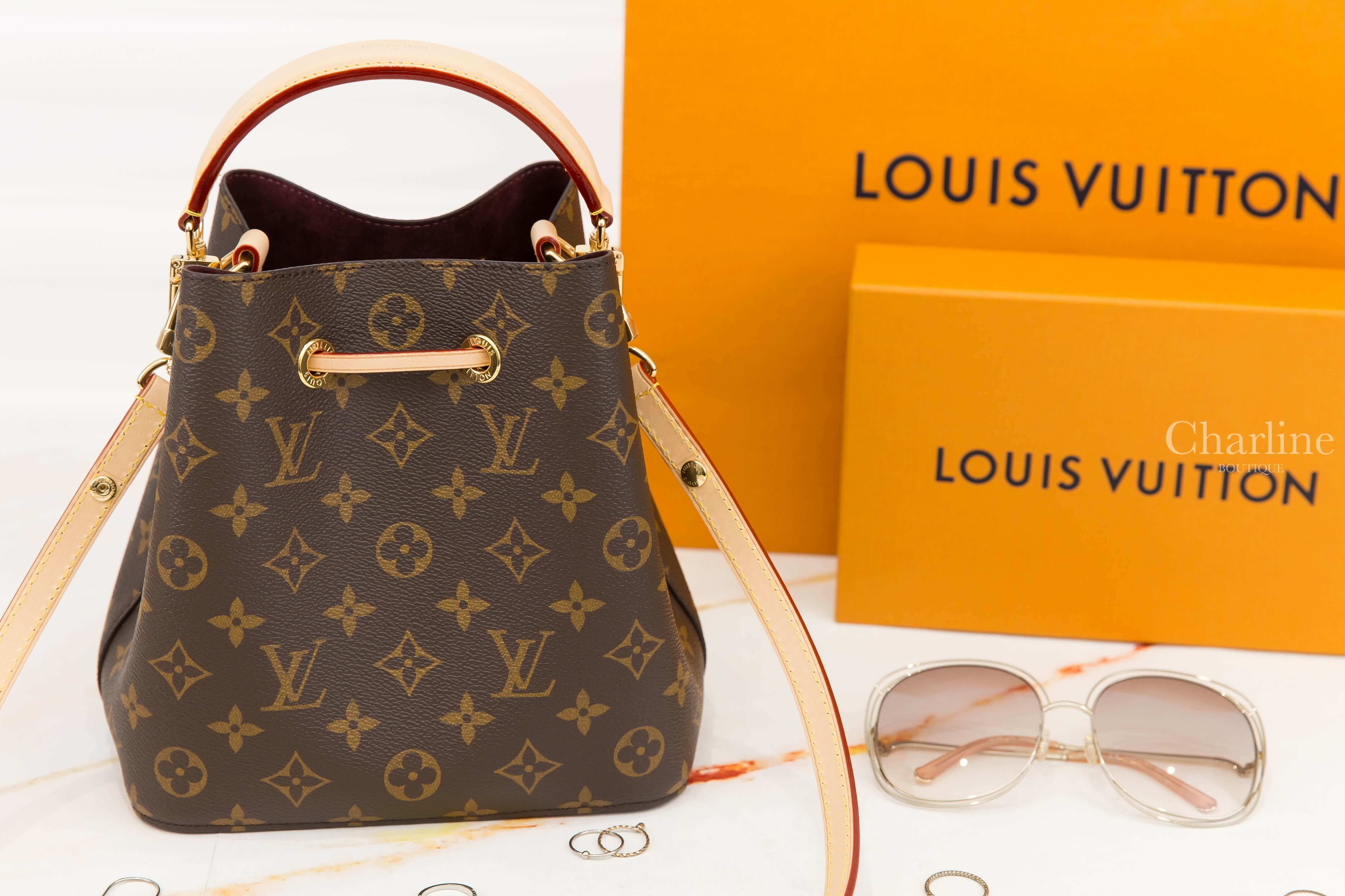 Louis Vuitton Néonoé BB Bag 咖啡色老花帆布與酒紅內裡小型手提水桶肩背包-Charline Boutique 精品代購