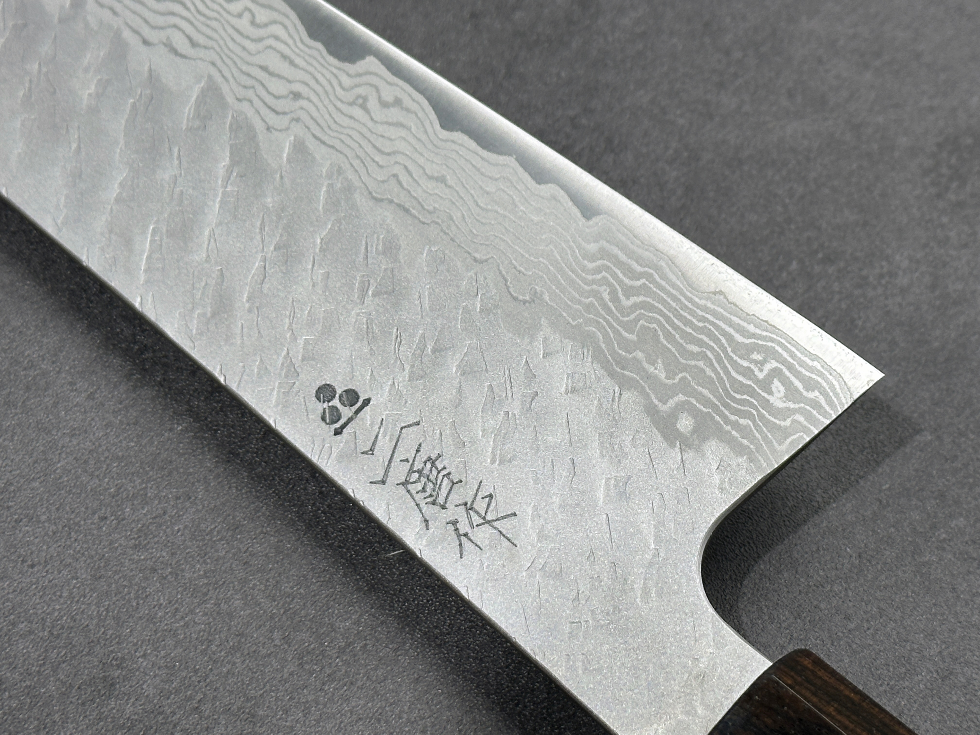 二唐刃物鍛造所 Nigara VG10 槌目 ダマスカス 切付牛刀 210mm 二唐刃物家庭用33层大马士革花纹槌目VG10切付牛刀240/家庭用33層