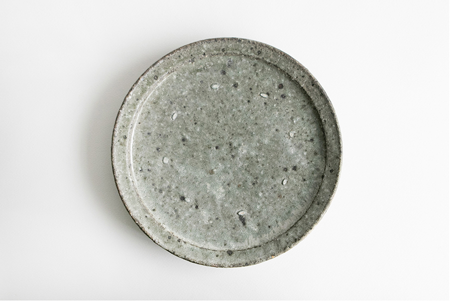 八田亨-灰釉邊皿(Ｌ)