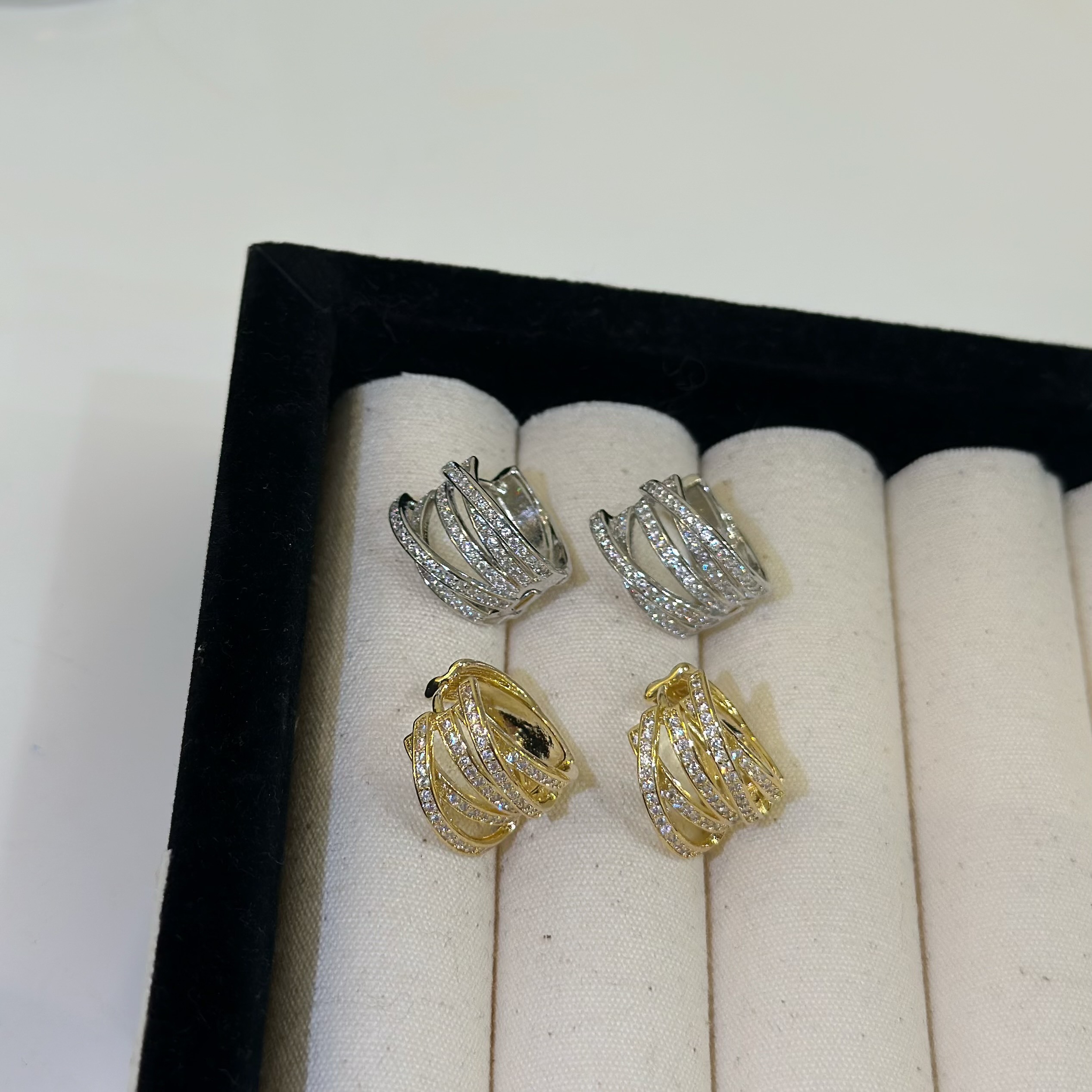 007亮眼．滿鑽多層易扣