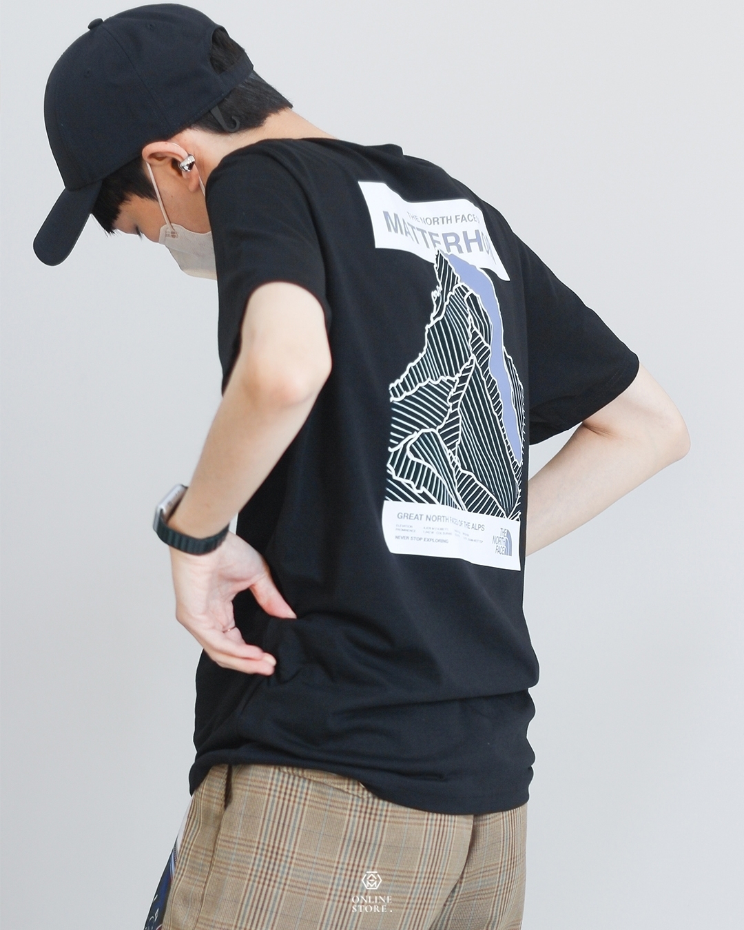 The North Face Matterhorn back print t-shirt 黑色T恤 (NF0A84Y8KY41)