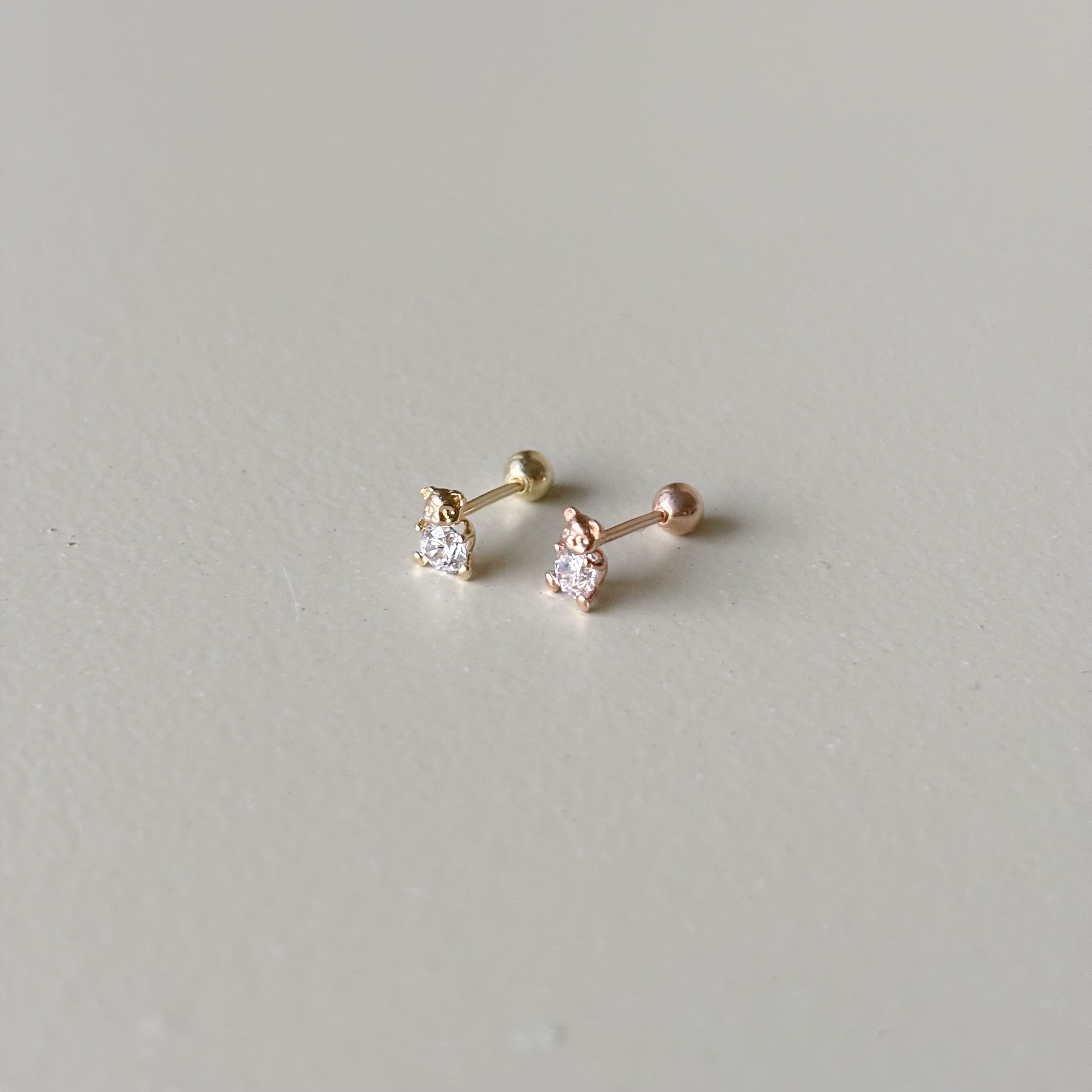 14k熊熊抱鋯石轉珠耳環