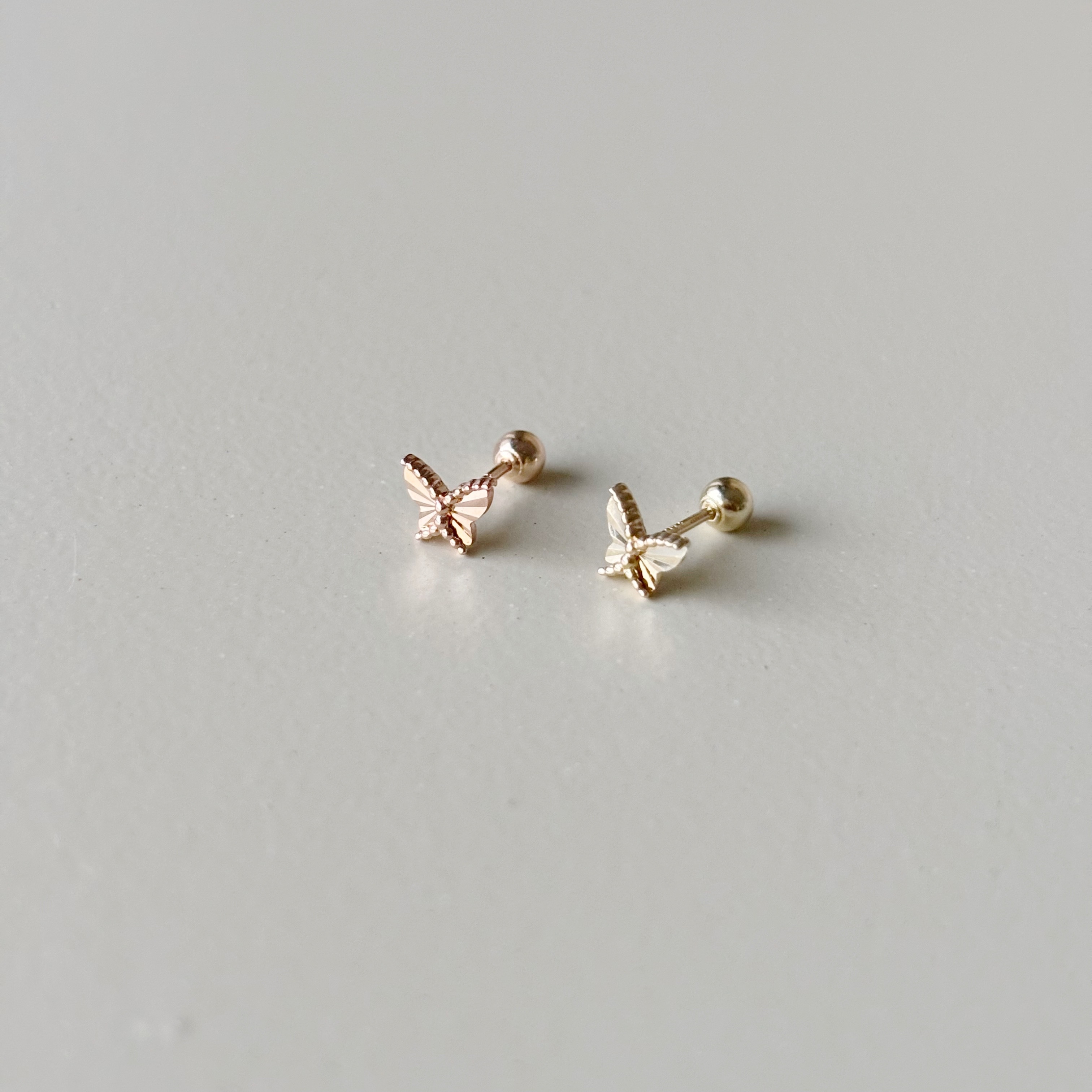 14k細菱滾邊蝴蝶轉珠耳環