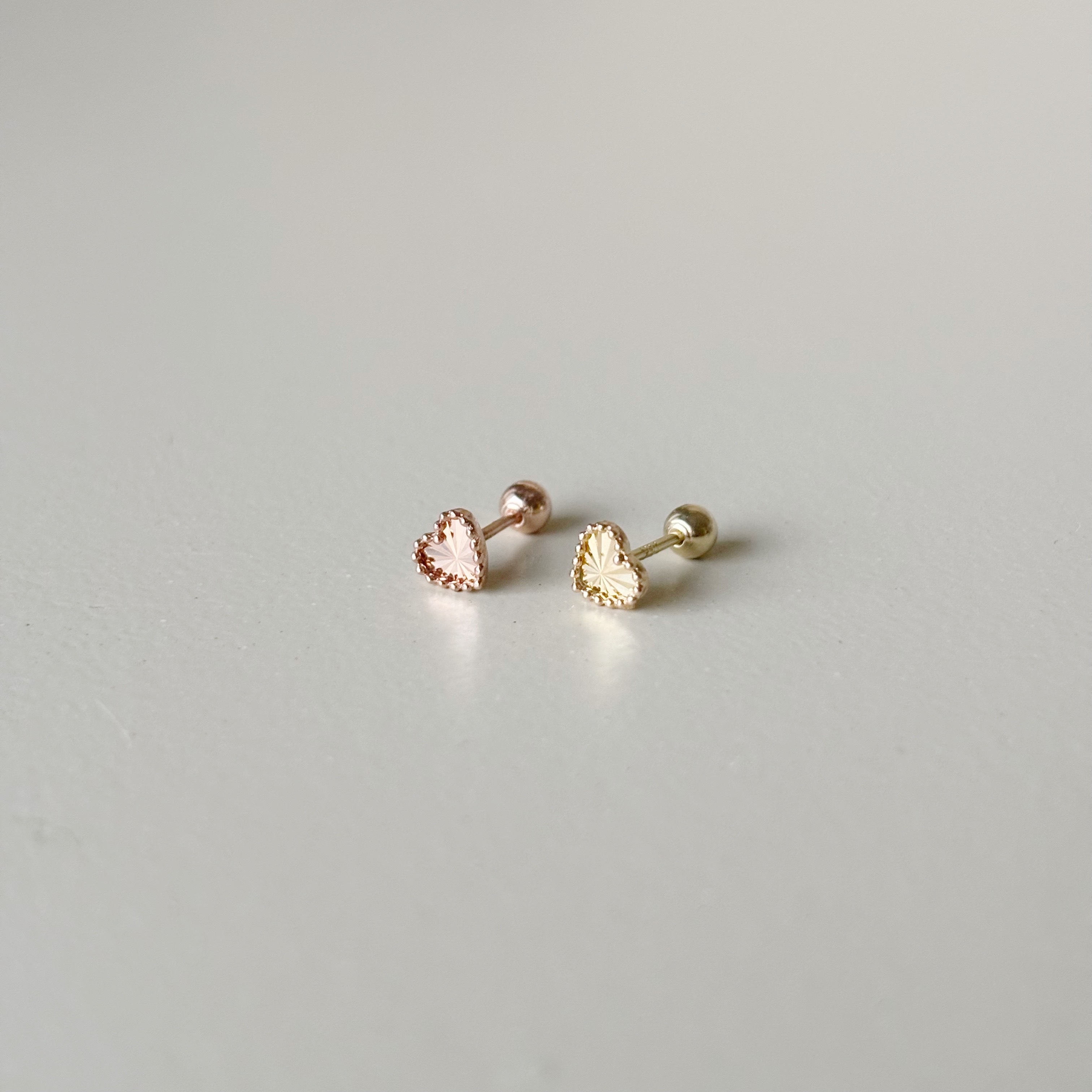 14K蛋糕邊切割愛心轉珠耳環