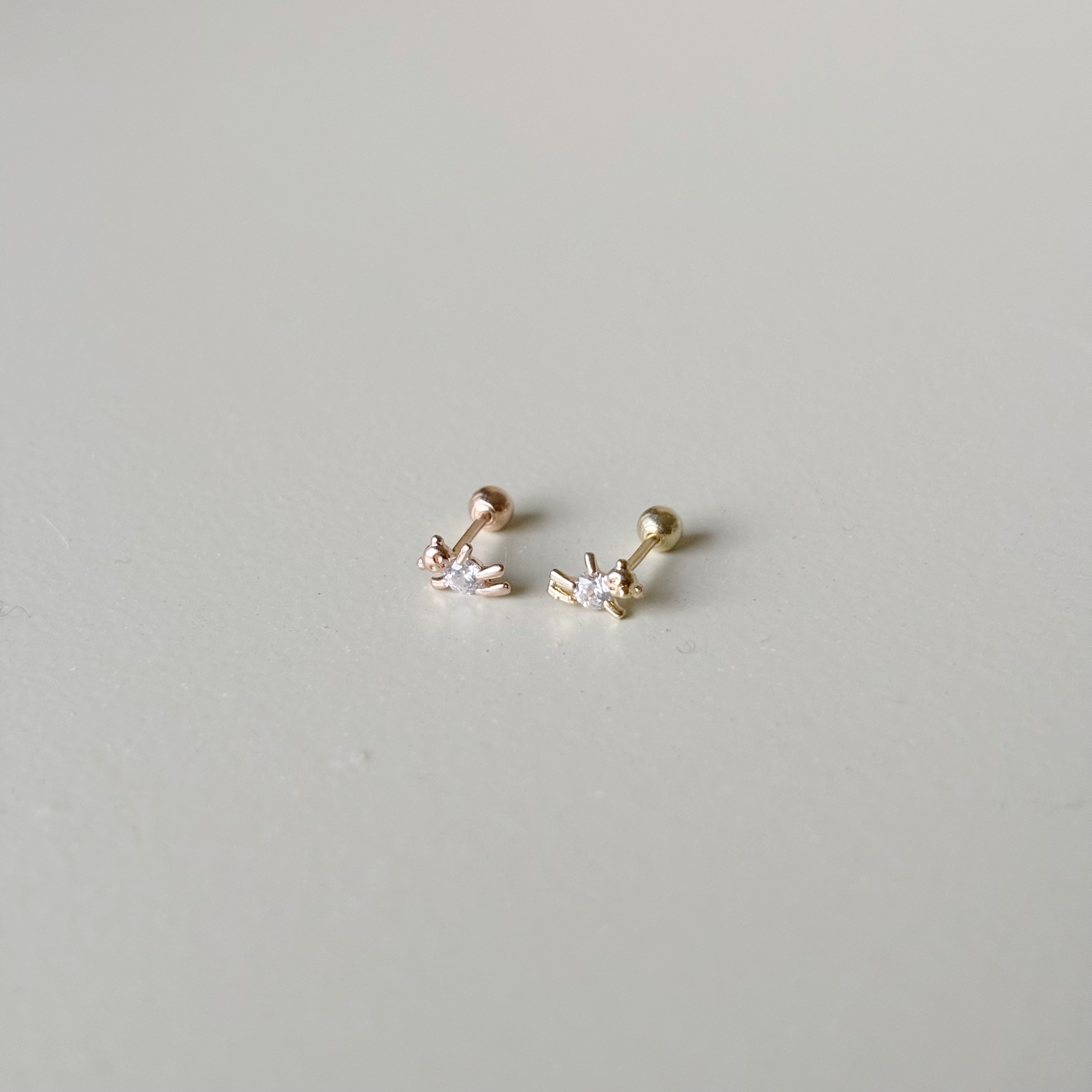 14k跳舞小熊轉珠耳環