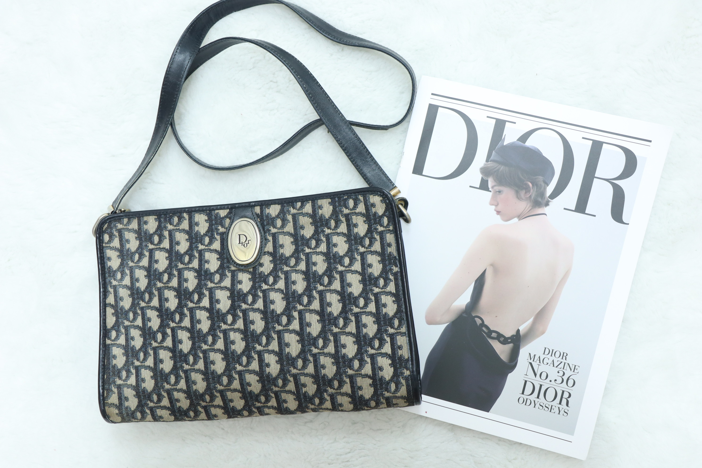 Dior 老花斜孭袋💙