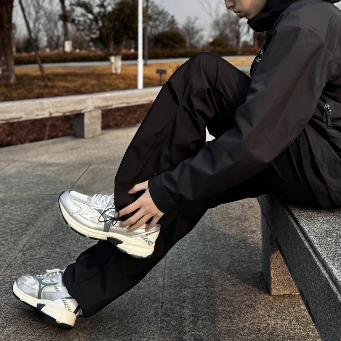 【現貨】Mizuno Speedo 減震 慢跑鞋 老爹鞋 網布 異材質 拼接 奶油底 Y2K 科技銀