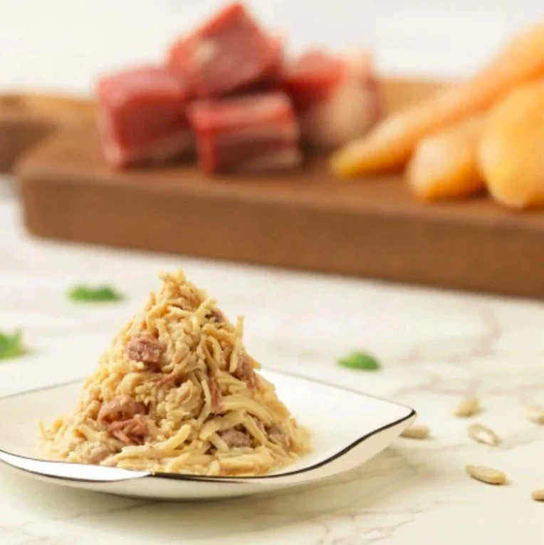 Kakato- 雞肉和牛肉主食 貓罐頭 70G (48罐)