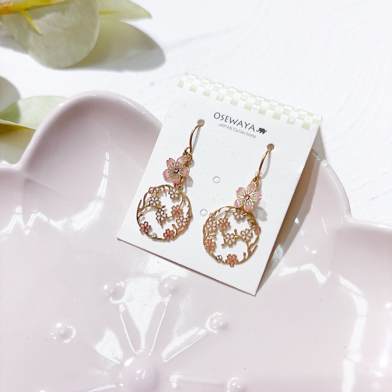 日本制 櫻花褸空網狀耳環 (防敏感)