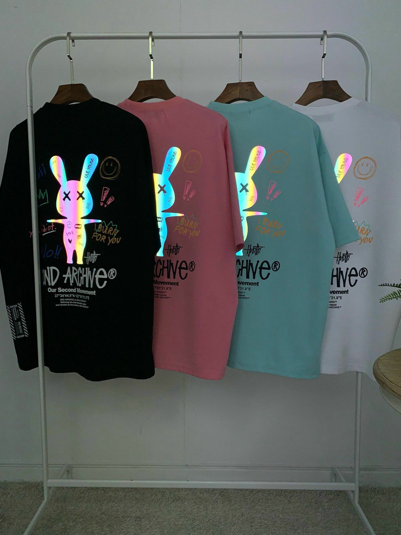 3M反光兔仔英文字短袖Tee 2nd ARCHIVE-090T