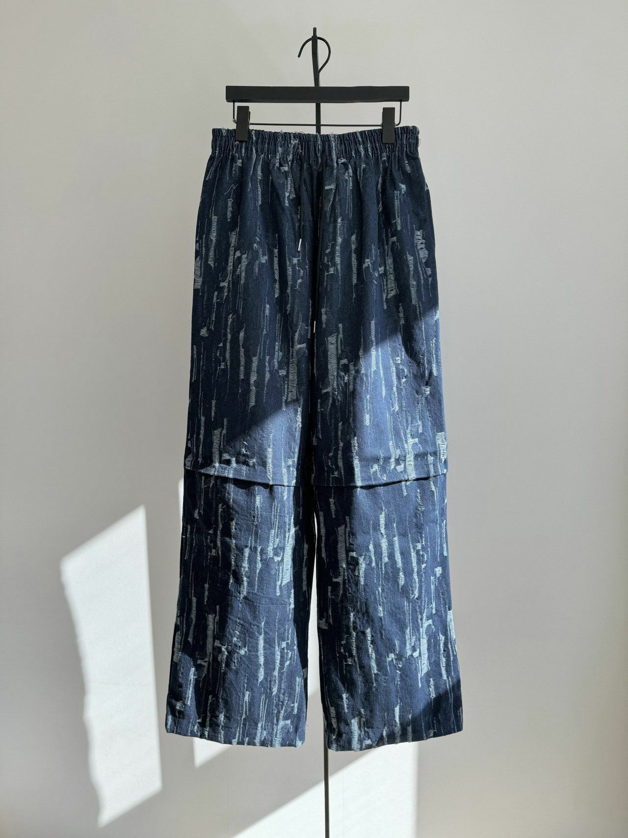 直紋可束腳鬆身牛仔褲 MALENKII-051P