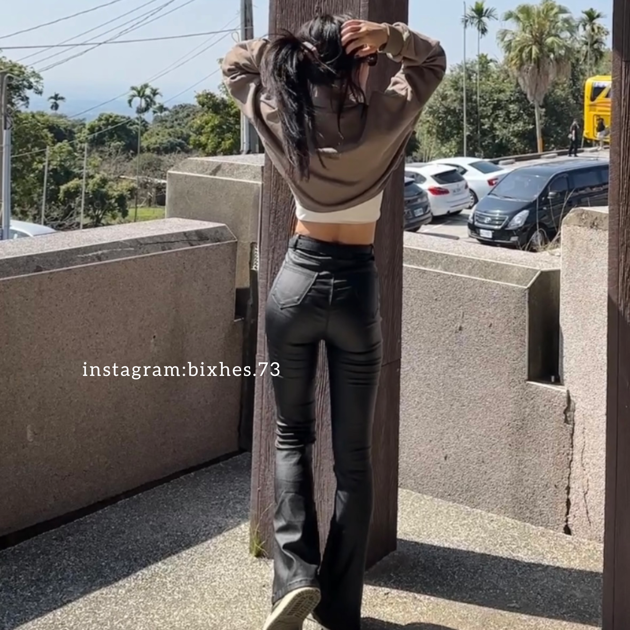 歐美彈力皮質喇叭褲(E00073)