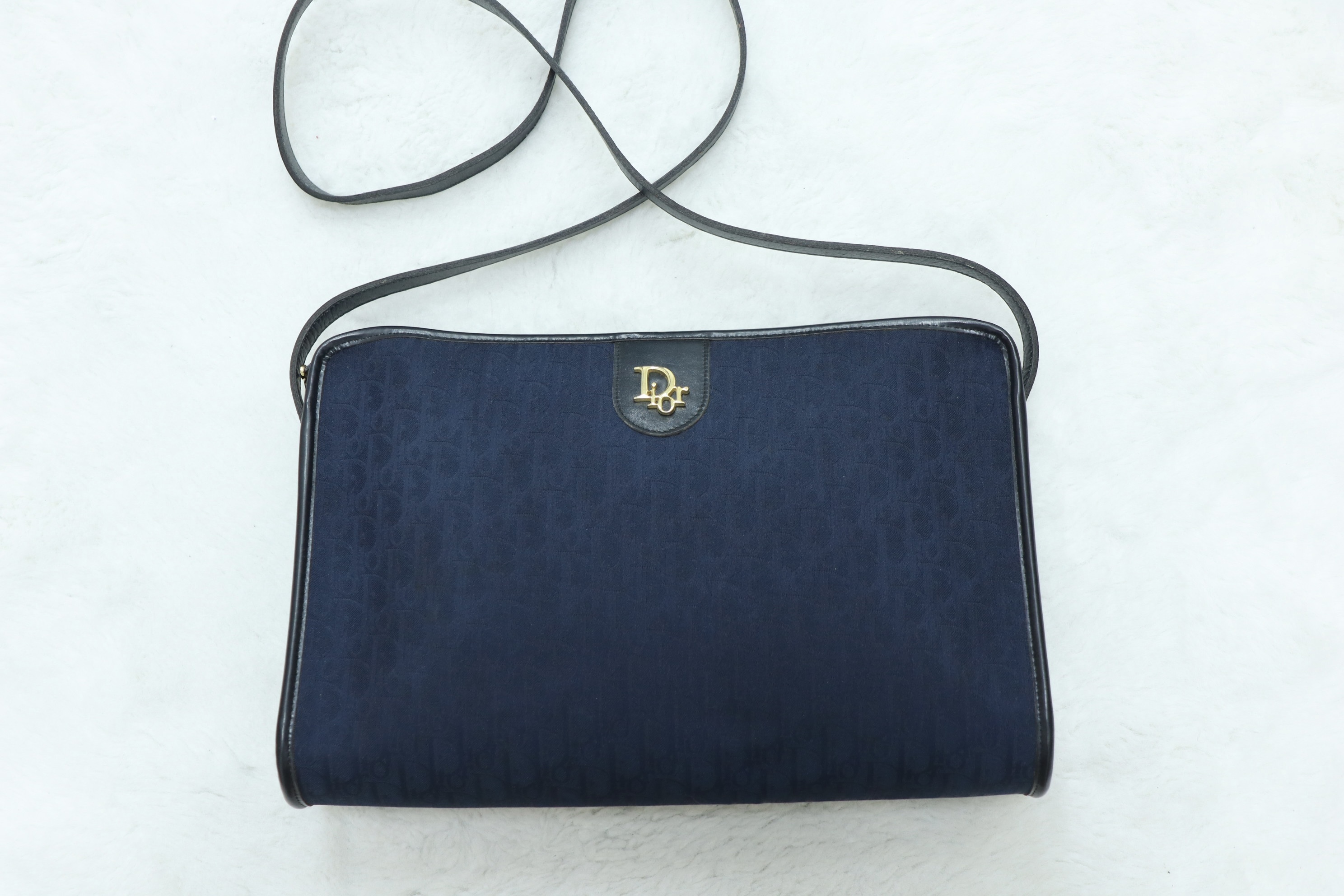 Dior 藍色暗花斜孭袋 💙