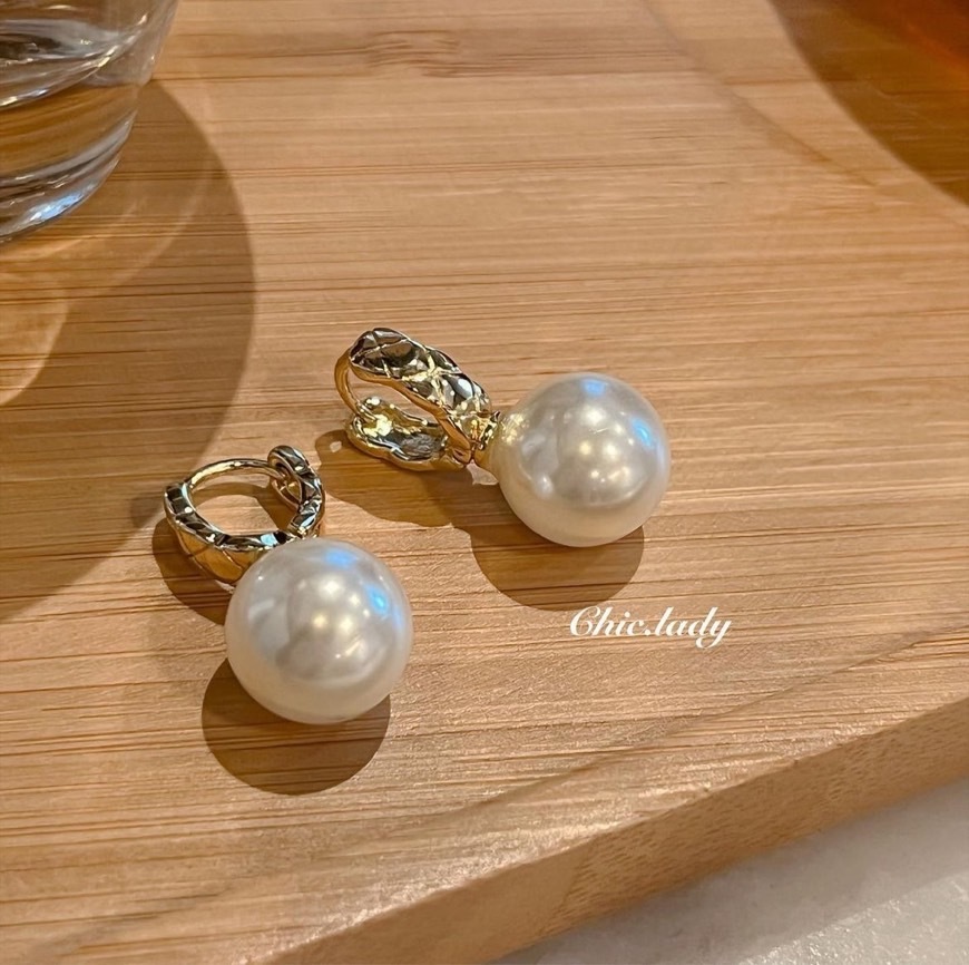 Earrings | 小菱格珍珠