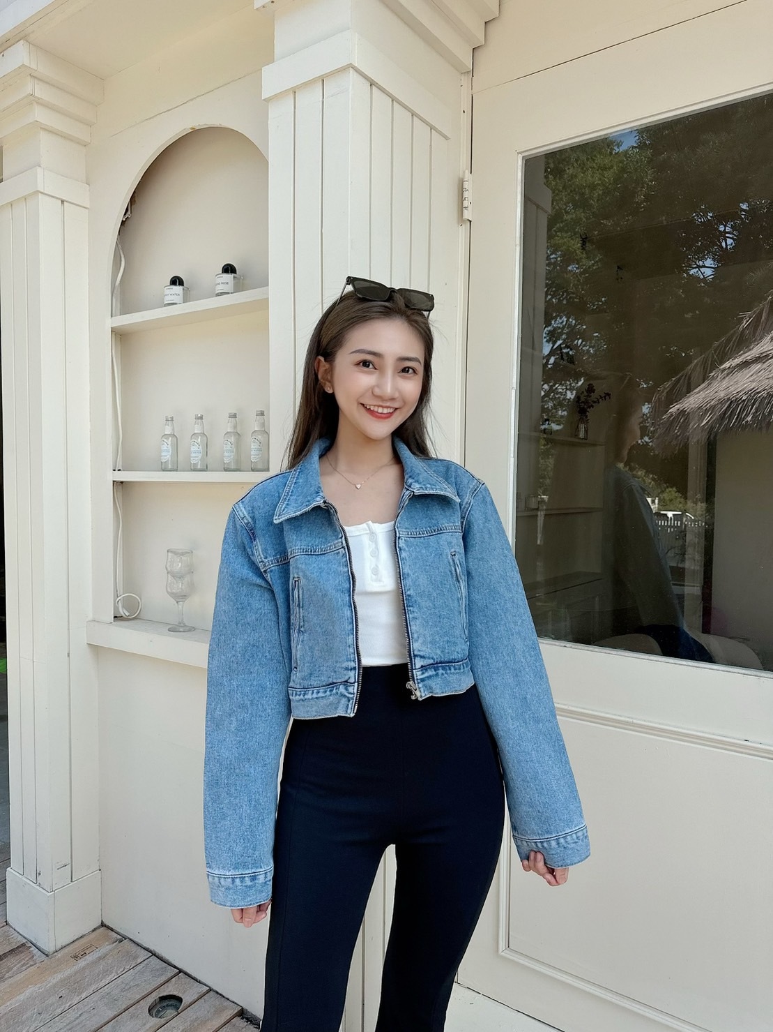 ［現貨］🔥02.21直播新品］💥跩跩歐膩家］🇰🇷正韓超美修身短版刷色牛仔外套（有口袋，墊肩可拆）