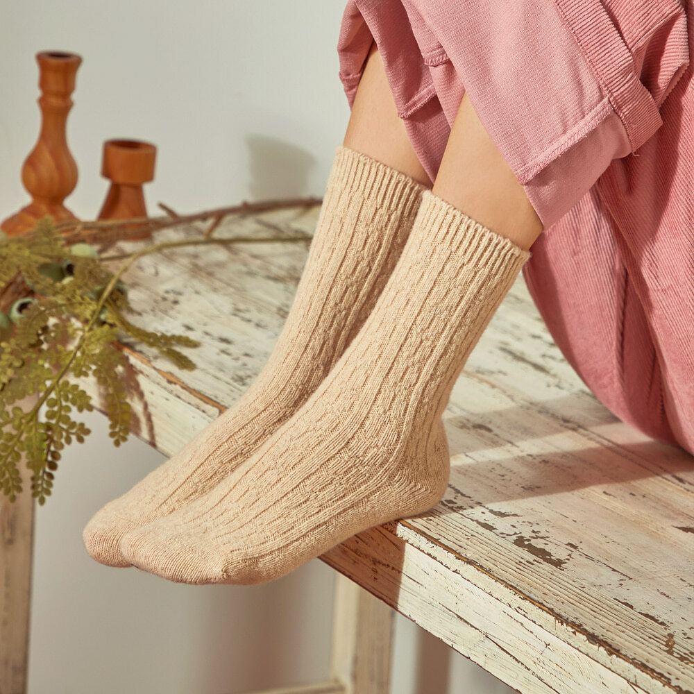 【3 Pairs SET】Banana Sisters High-Content Wool Warm Retro Wool Socks
