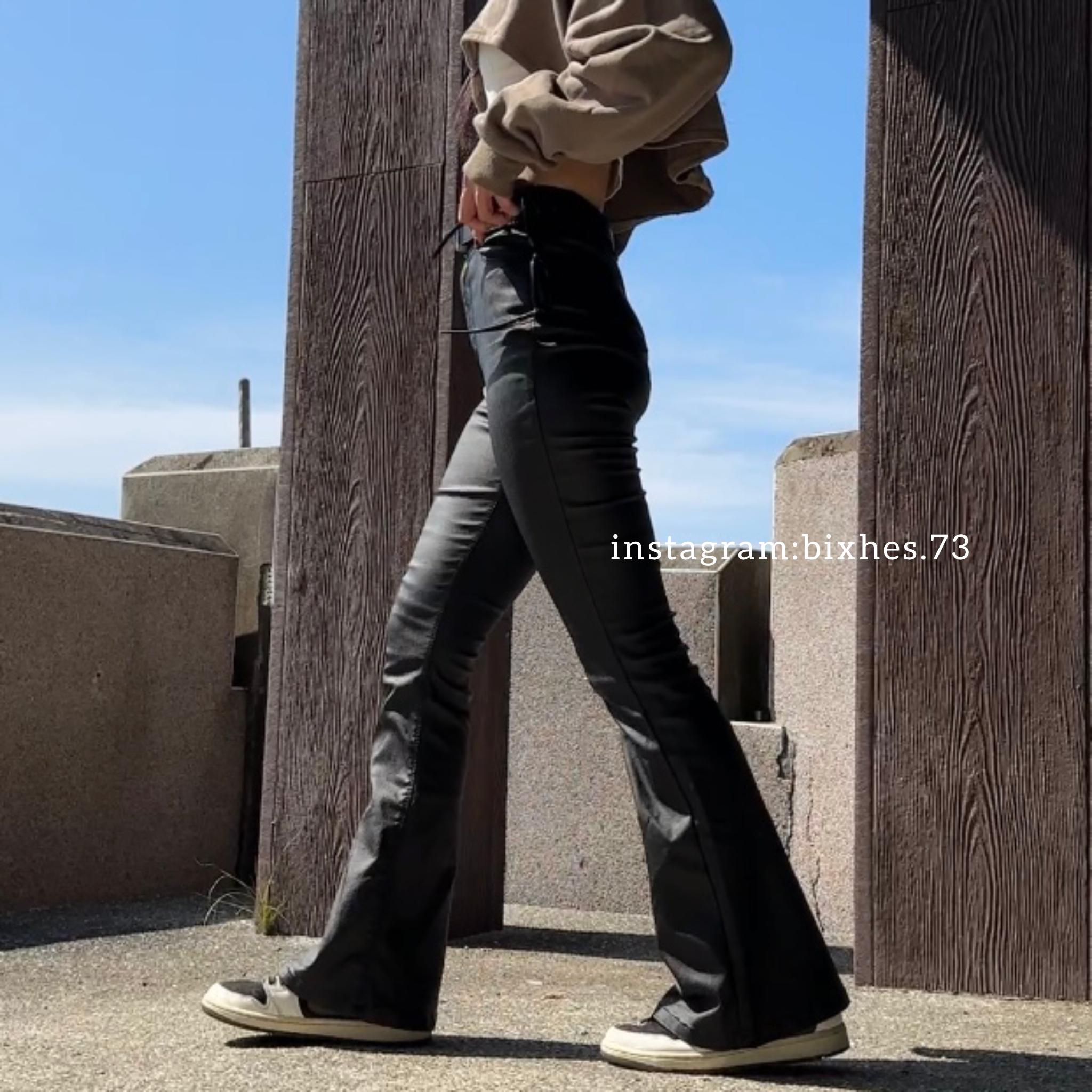 歐美彈力皮質喇叭褲(E00073)