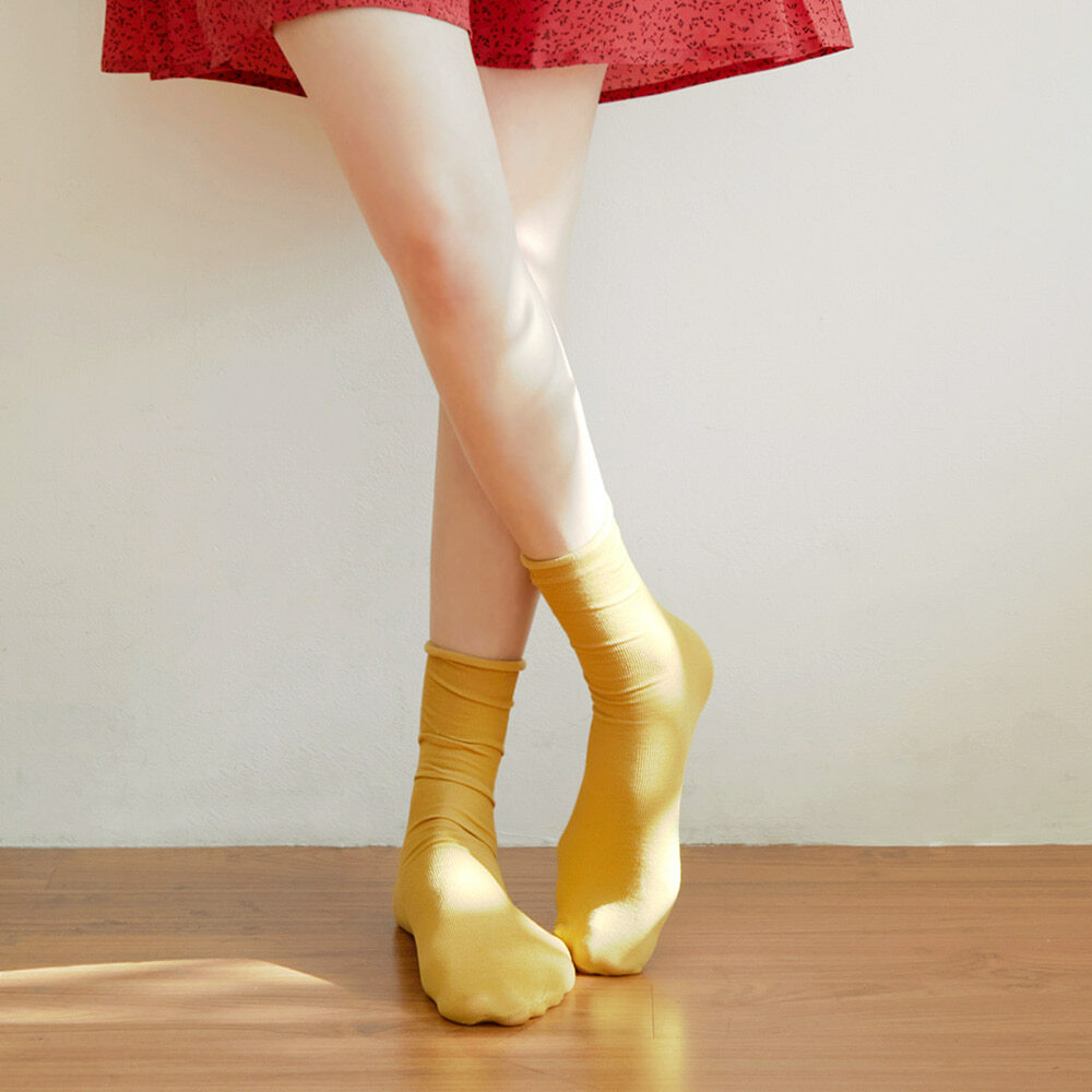 【3 Pairs SET】Banana Sisters Biarritz Candy Roll Daily Soft Crew Socks