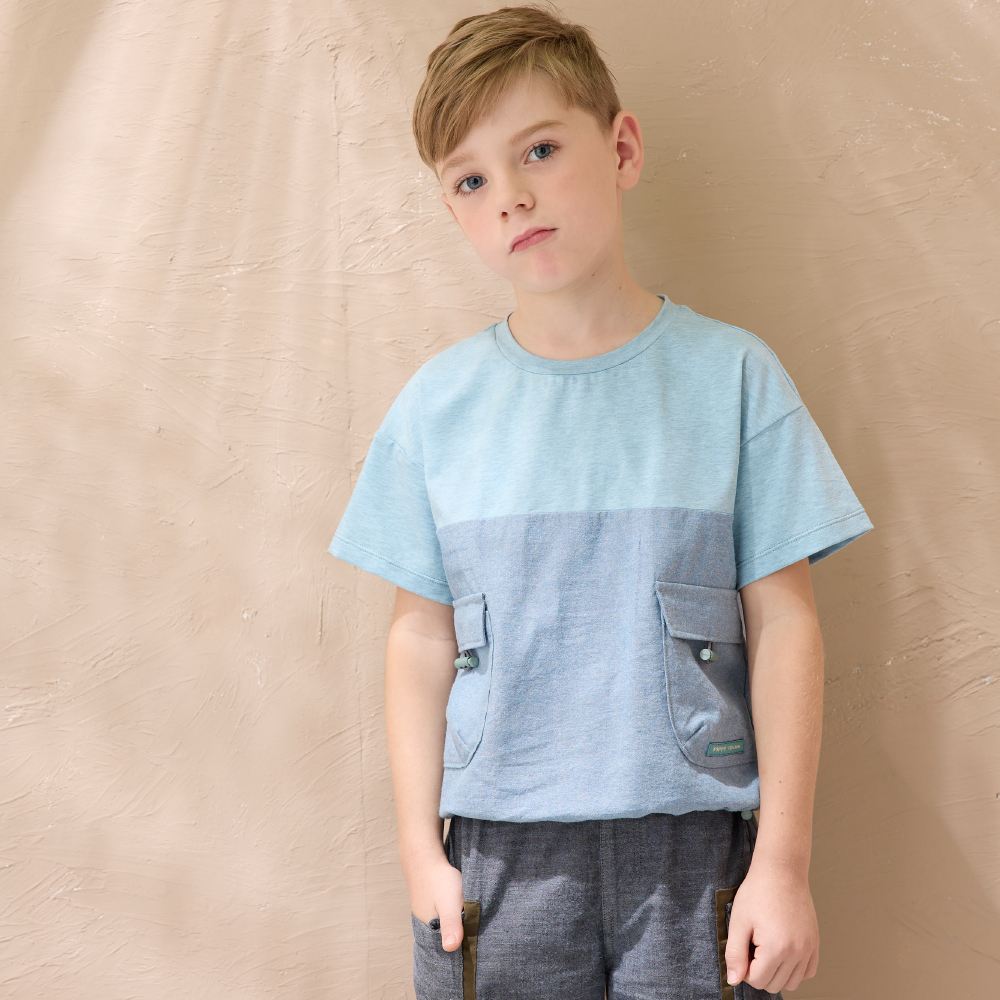 PIPPY 撞色拼接雙口袋刺繡抽繩彈性棉短袖上衣 藍