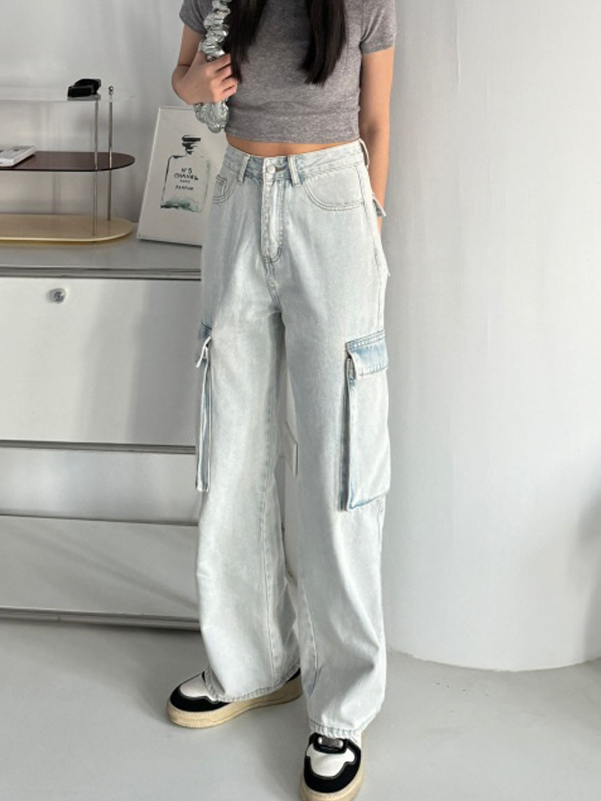 厚磅淺藍白工裝牛仔褲