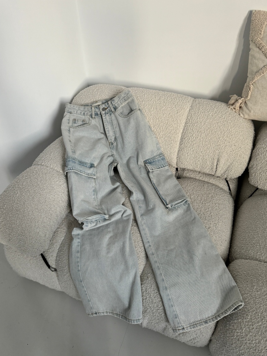 厚磅淺藍白工裝牛仔褲