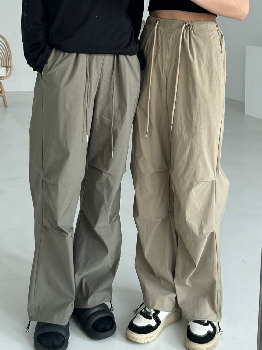 個性西裝抓皺素面工裝褲*3色