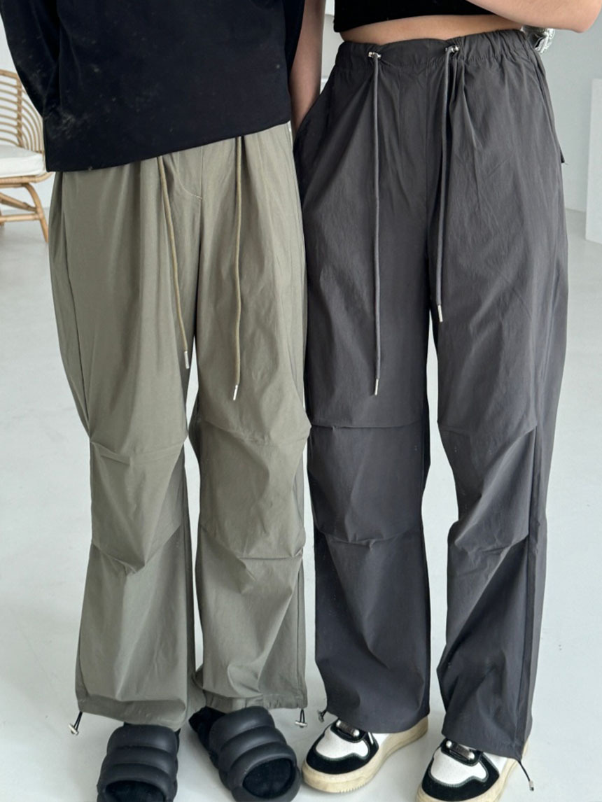 個性西裝抓皺素面工裝褲*3色