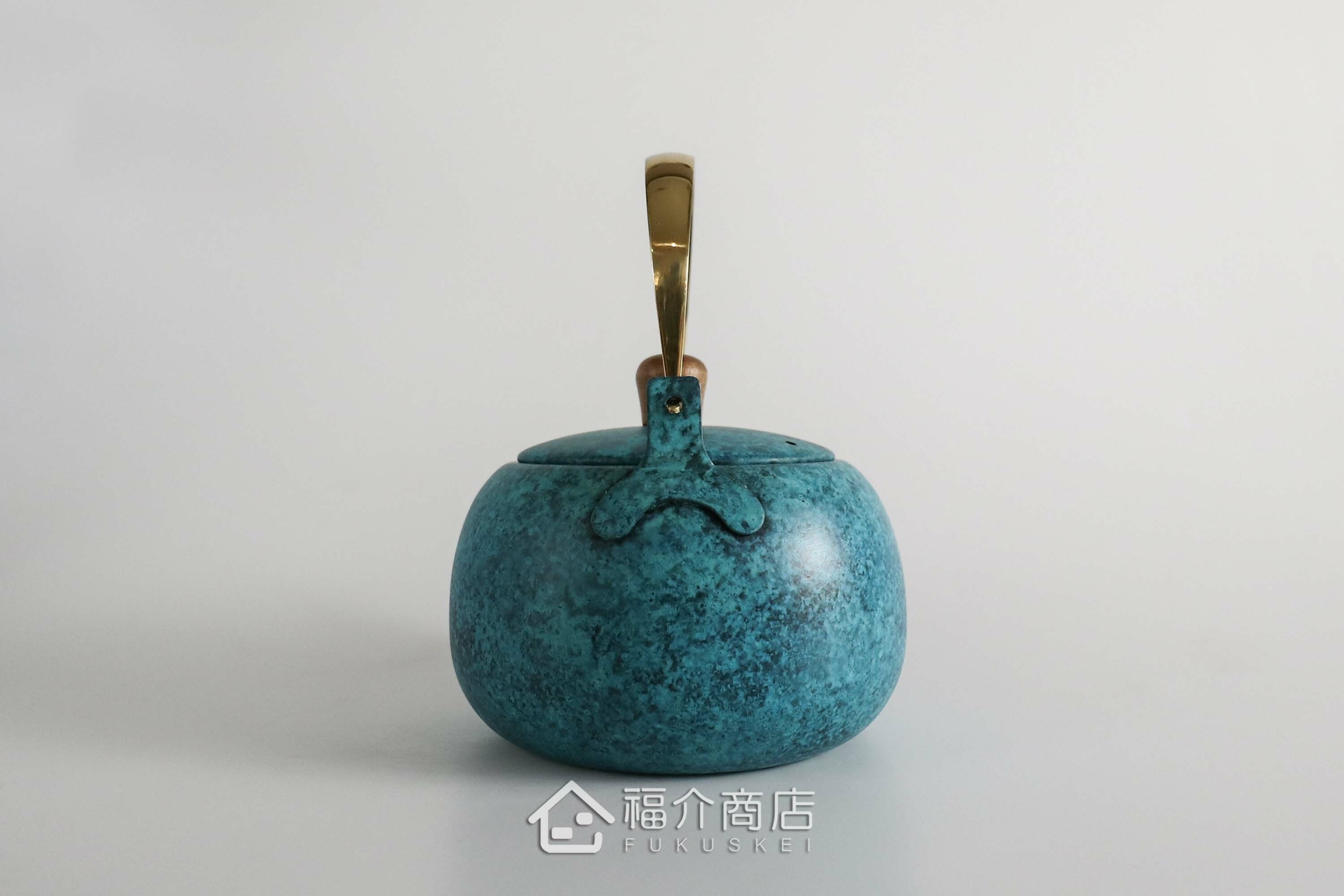 泡茶用的藍色不鏽鋼材質泡茶壺