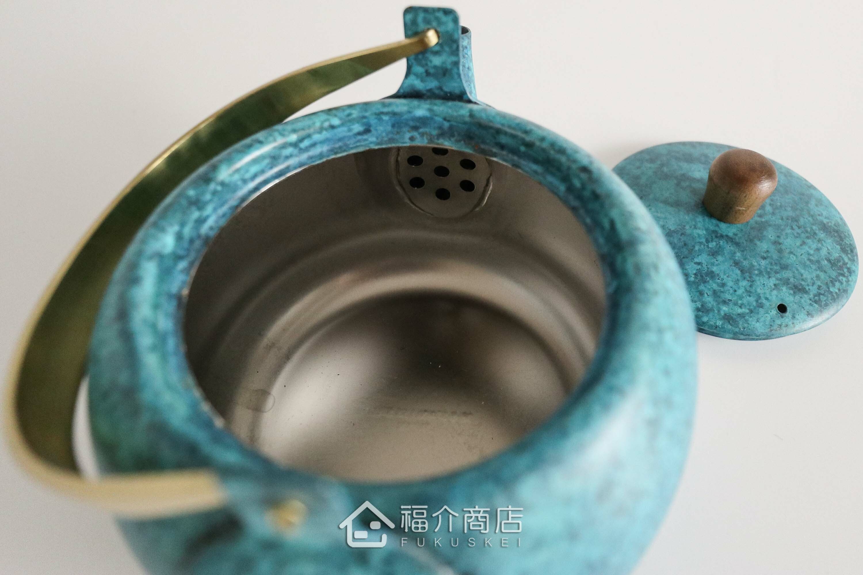 泡茶用的藍色不鏽鋼材質泡茶壺