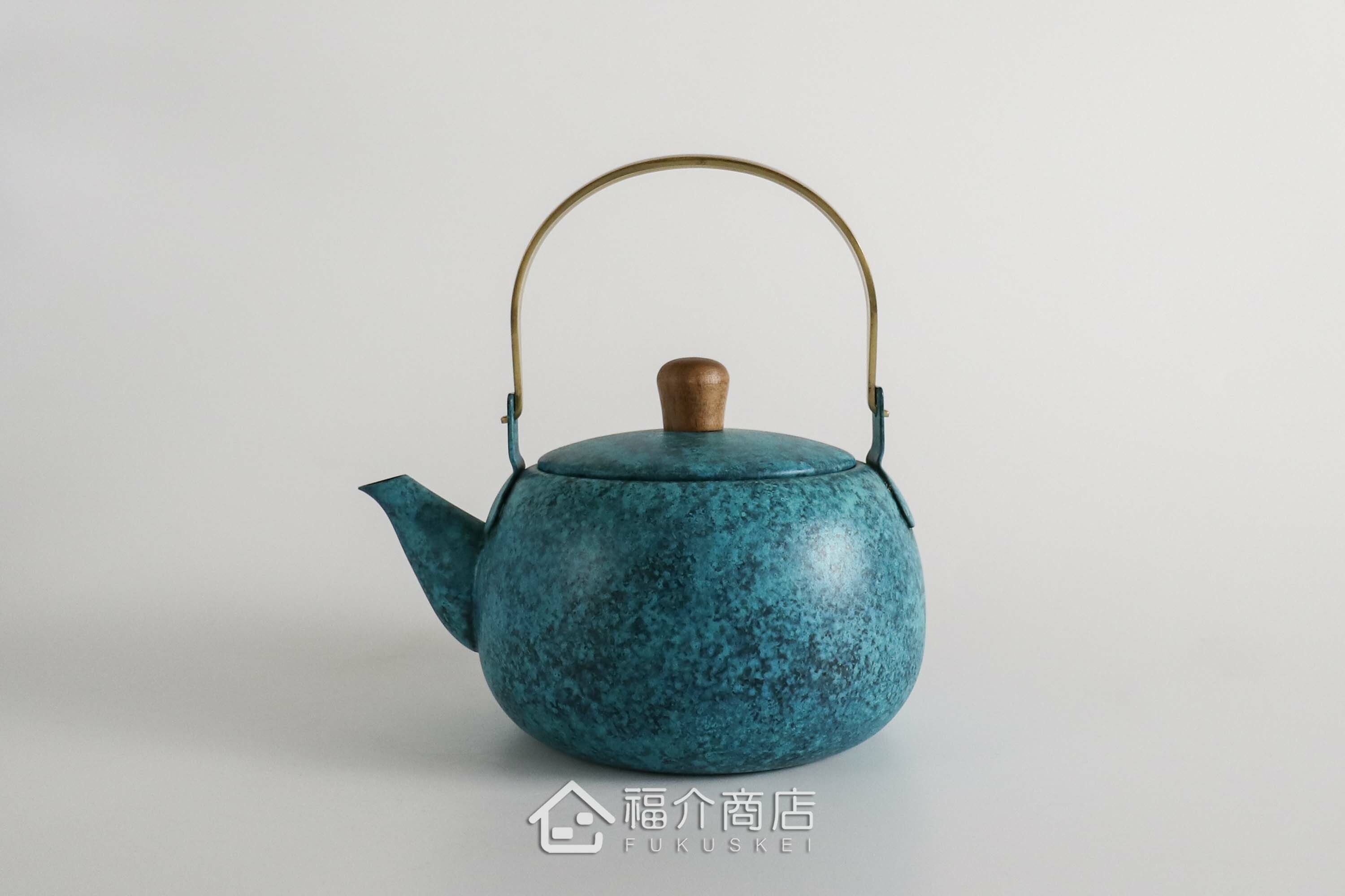 泡茶用的藍色不鏽鋼材質泡茶壺