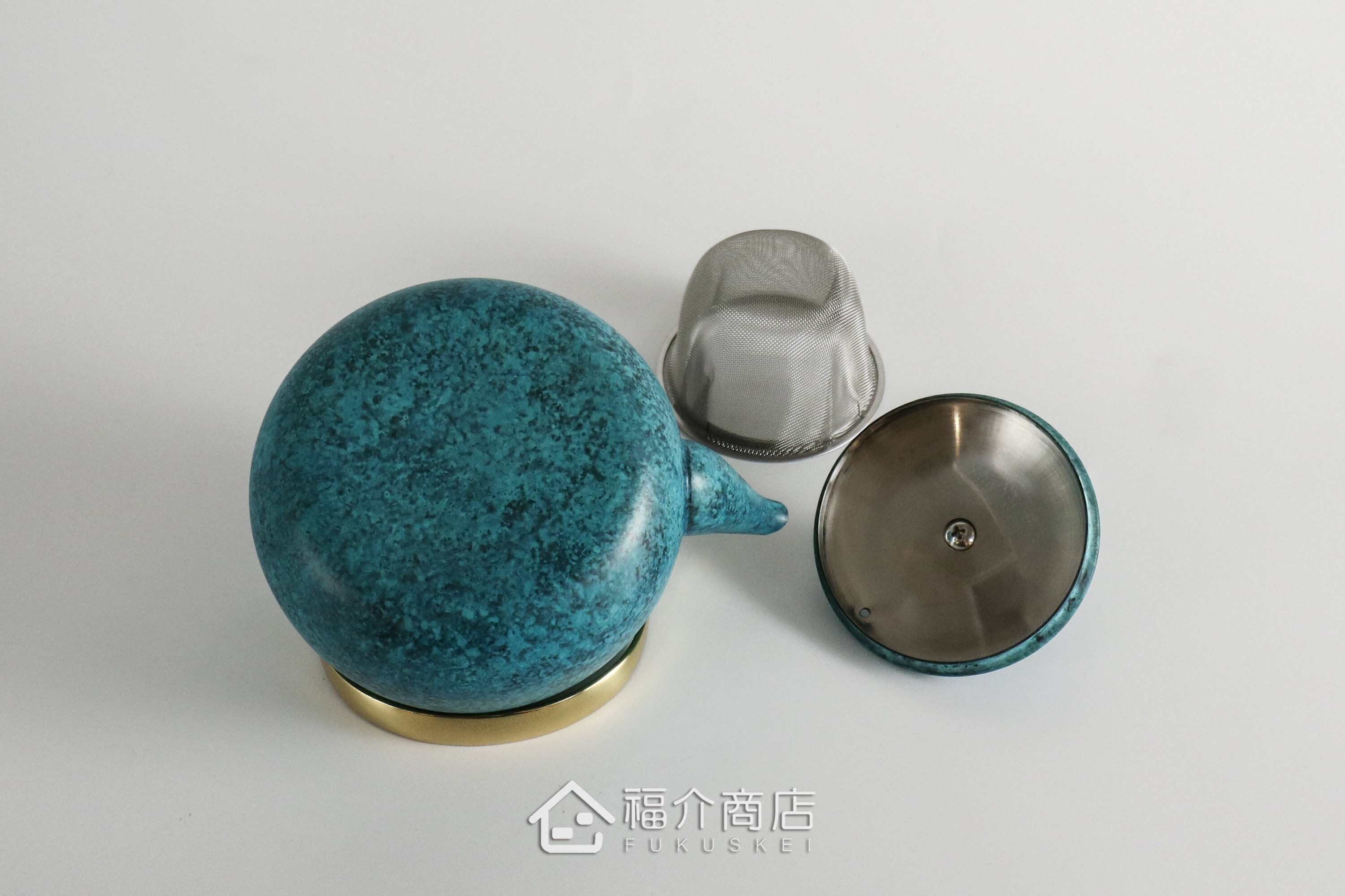 泡茶用的藍色不鏽鋼材質泡茶壺