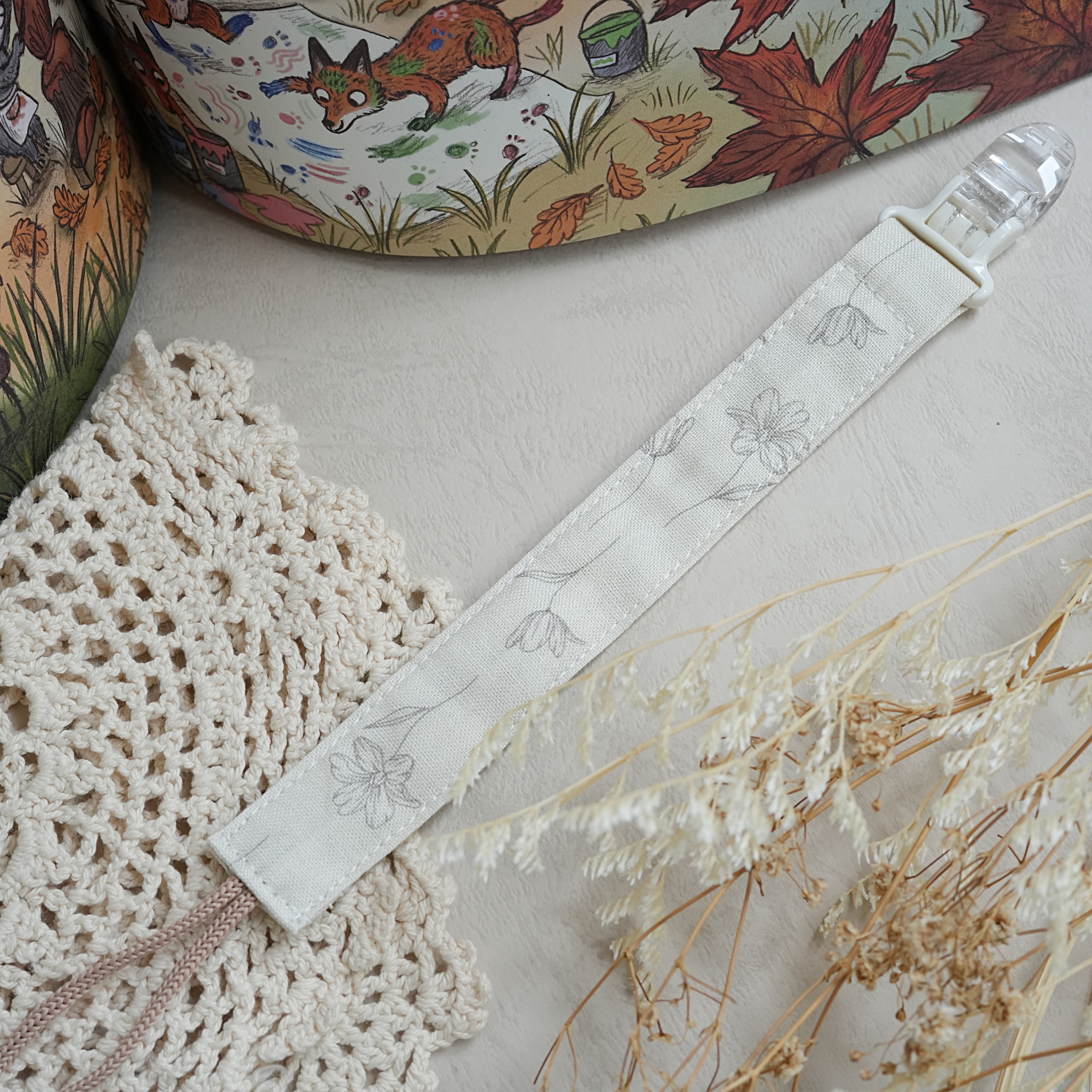 Hi Y.P store-鱷魚夾-獨家設計款-高雅桔梗