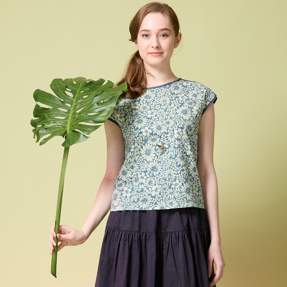 PIPPY優雅花朵精緻印花連袖上衣 綠