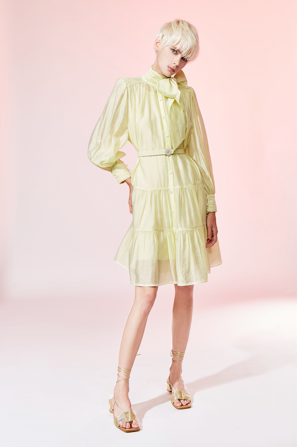 BD10111E1 光之森林嫩芽綠蝴蝶結大A蛋糕短洋 (附腰帶)