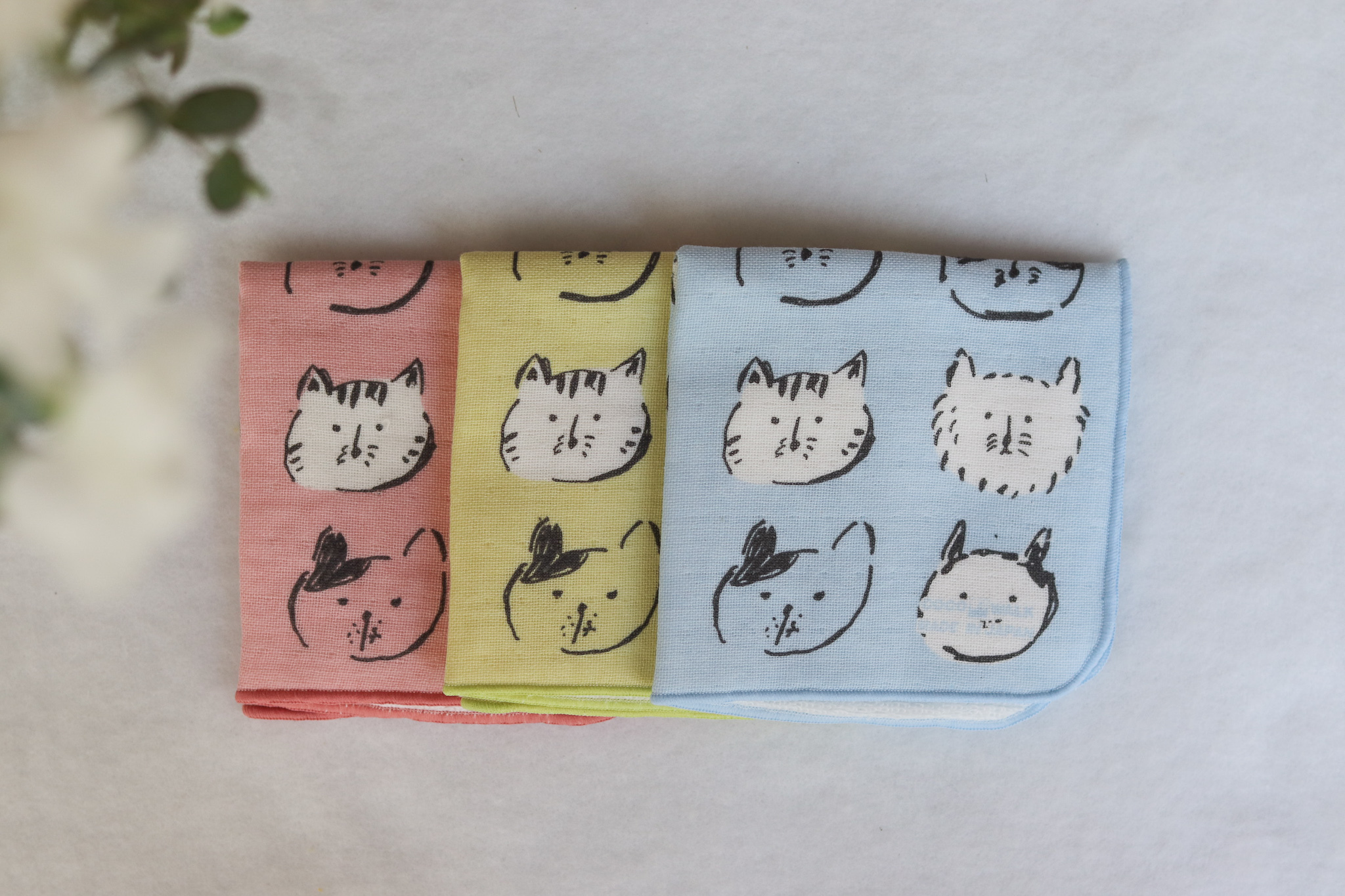 Coco Walk 貓顏 方巾 手帕