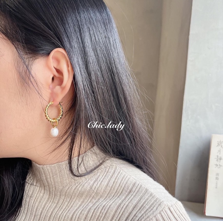 Earrings | 珍珠麻花甜甜圈